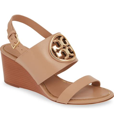 tory burch sandals clearance sale.